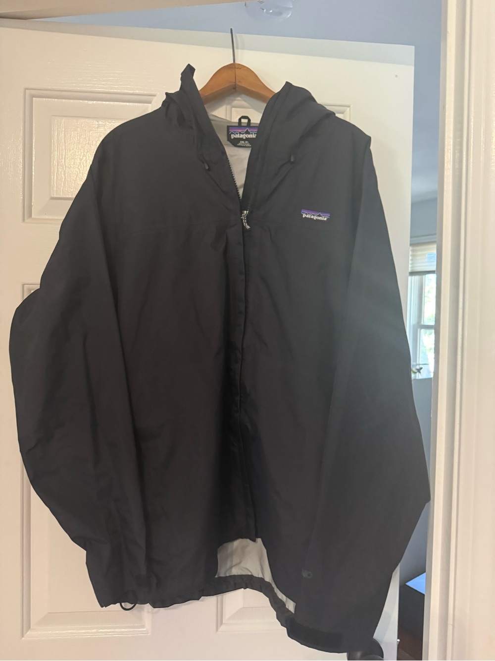 Patagonia Women’s 3L Rain Hooded Rain Jacket